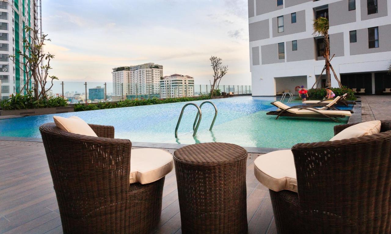مدينة هوشي منه Rivergate Apartment - Gym & Pool المظهر الخارجي الصورة